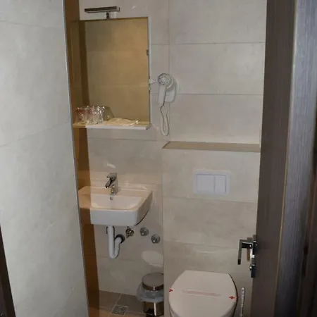 Zlatni Bor 4* Sokolac (East Sarajevo)