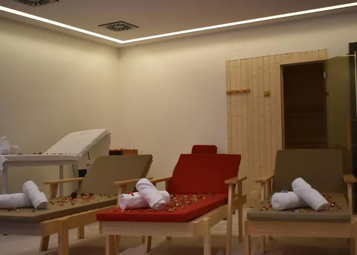 Zlatni Bor Hotel Sokolac (East Sarajevo)