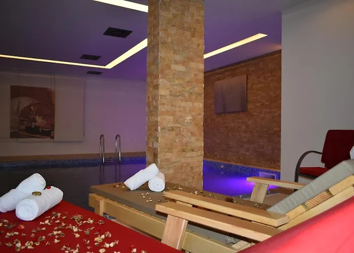 Zlatni Bor Hotel Sokolac (East Sarajevo)